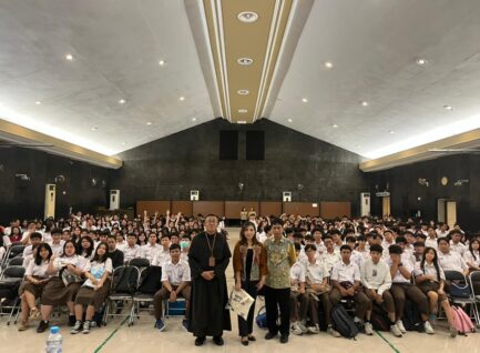 Mengenal Pentingnya Kesehatan Mental melalui Seminar di SMA Katolik St. Albertus
