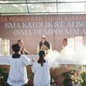 SMA DEMPO Awali Tahun Ajaran 2026/2027 dengan Misa Syukur dan Apresiasi bagi Siswa Berprestasi